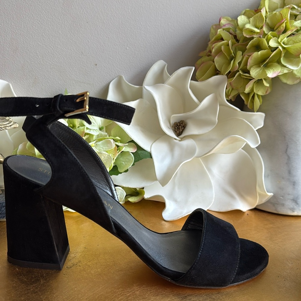Stuart Weitzman Heeled Sandal in Black Suede